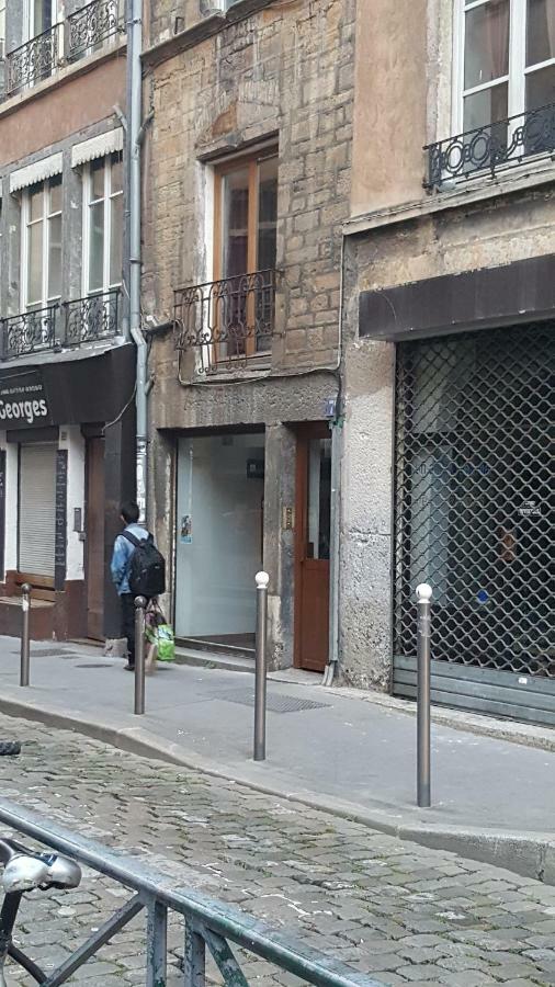 Le Saint-Georges Apartment Лион Екстериор снимка
